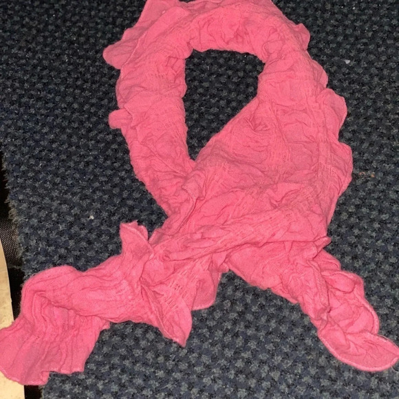 Scarves, Wraps - Picture 6 of 7